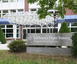 Picture 1 of Lufthansa Verkehrsfliegerschule Bremen