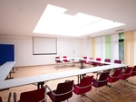 Workshop Pavillon, Tisch-U