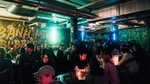 Volles Haus im Bánh Mì & Bubbles