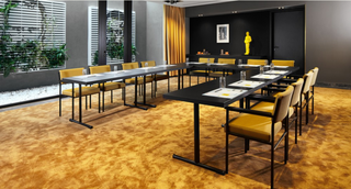 Bild 1 von Tagen und Feiern im 25hours Hotel Frankfurt The Goldman