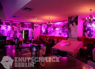 Picture 2 of Knutschfleck - Varieté-Show-Cocktailbar, Restaurant und Cocktailbörse