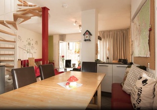 Bild 2 von Townhouse rustikal mit Partygarage
