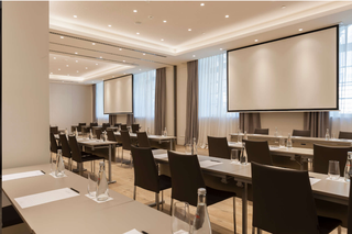 Bild 3 von Tagen und Feiern im Kozmo Hotel Suites & Spa