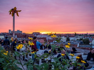 Bild 1 von Kulturdachgarten Klunkerkranich - 4.500qm wohlfühl Rooftop