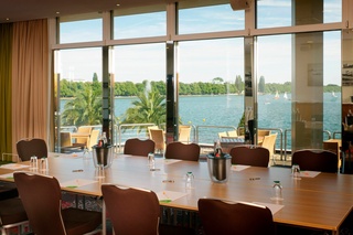 Bild 1 von Salons im Courtyard am Maschsee