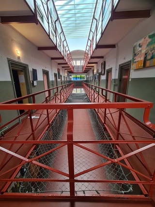 Picture 4 of THE KNAST - Lichthof