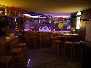Picture 3 of Partyraum mit Bowlingbahn