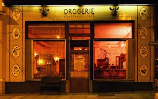 Bild 1 von Drogerie