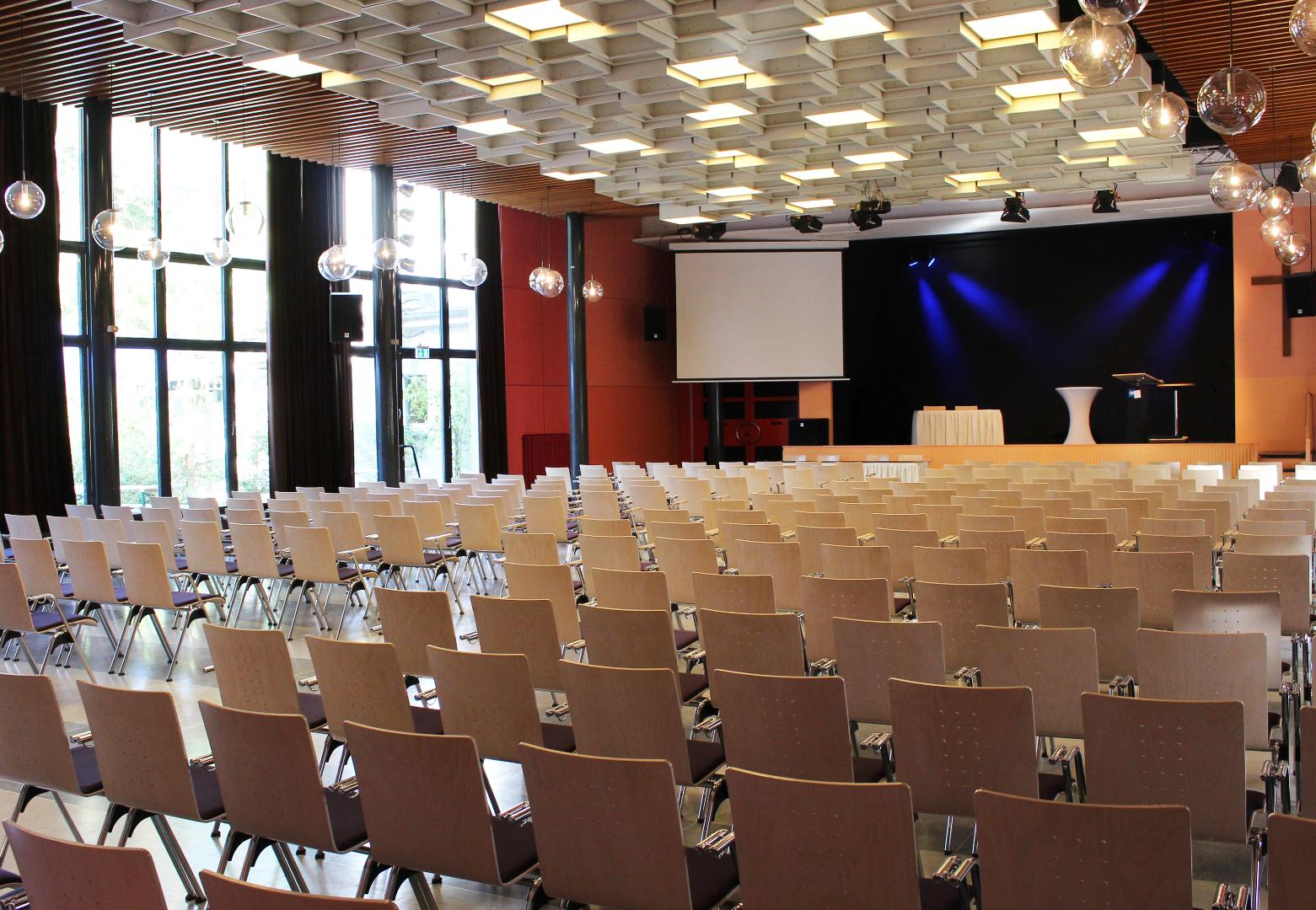 Festsaal für Konferenzen und Tagungen